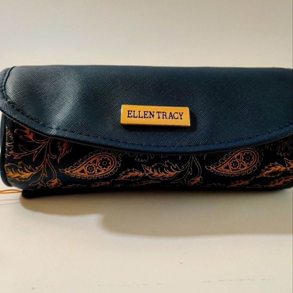 Ellen Tracy Blue‎ Roll Up Clutch